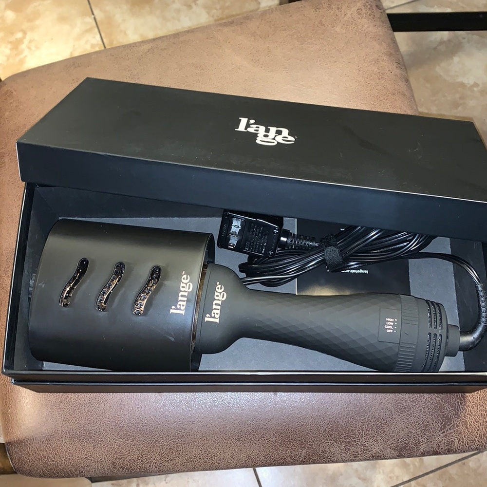 L’ange Le Volume 2-in-1 Volumizing Brush Dryer